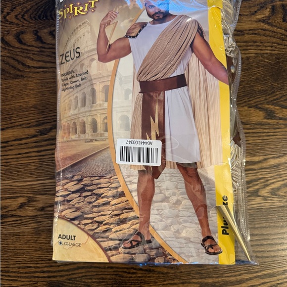 Spirit Men's Zeus Costume in White and Gold - Picture 3 of 5